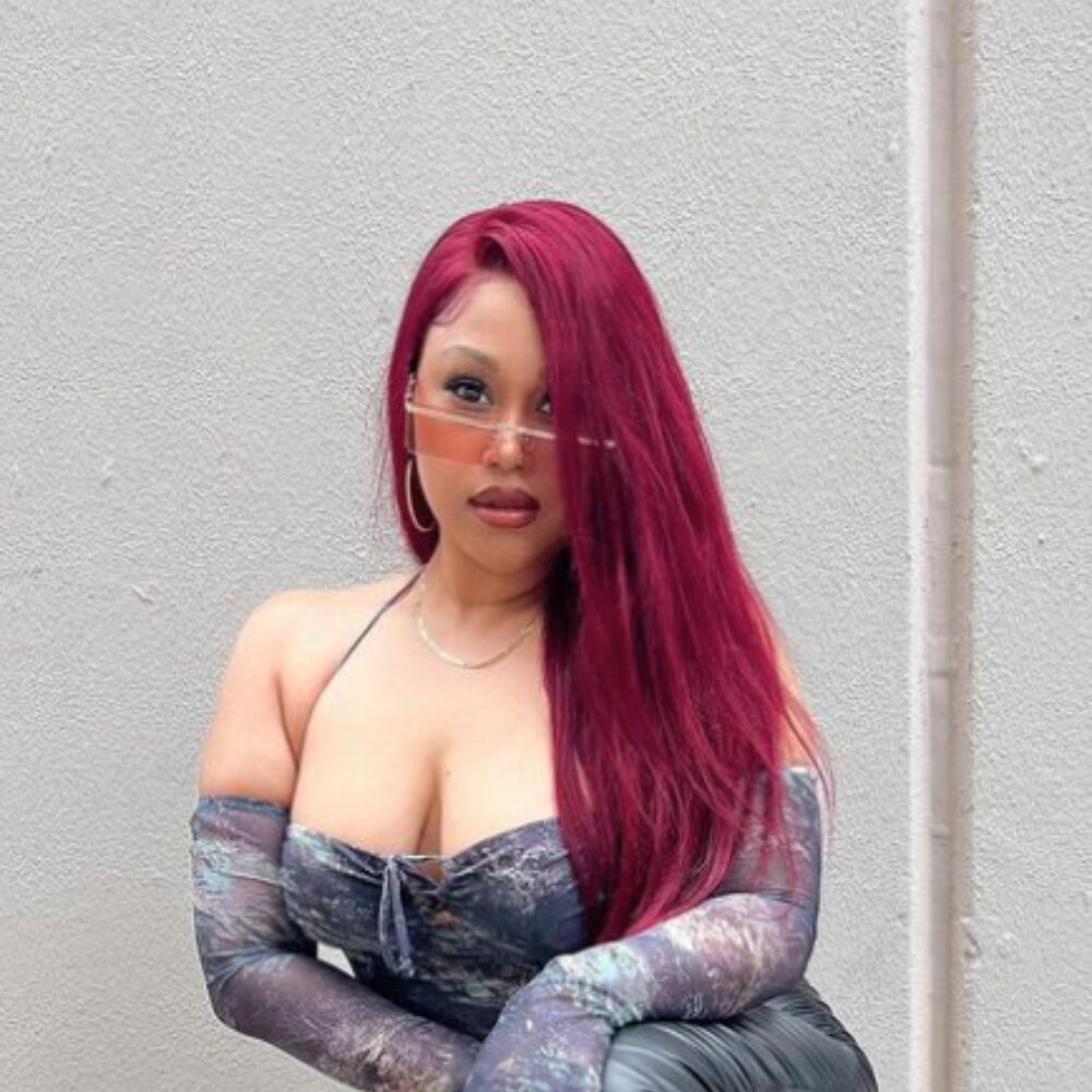 Meet your Posher, Whatsupchanel